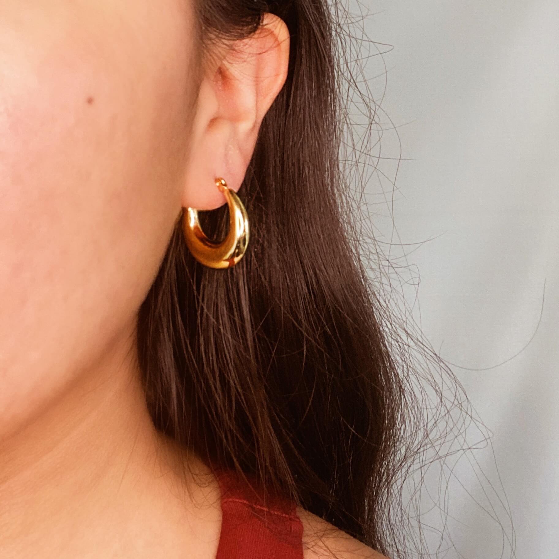 Las Reinas Hoop Earrings (Gold)